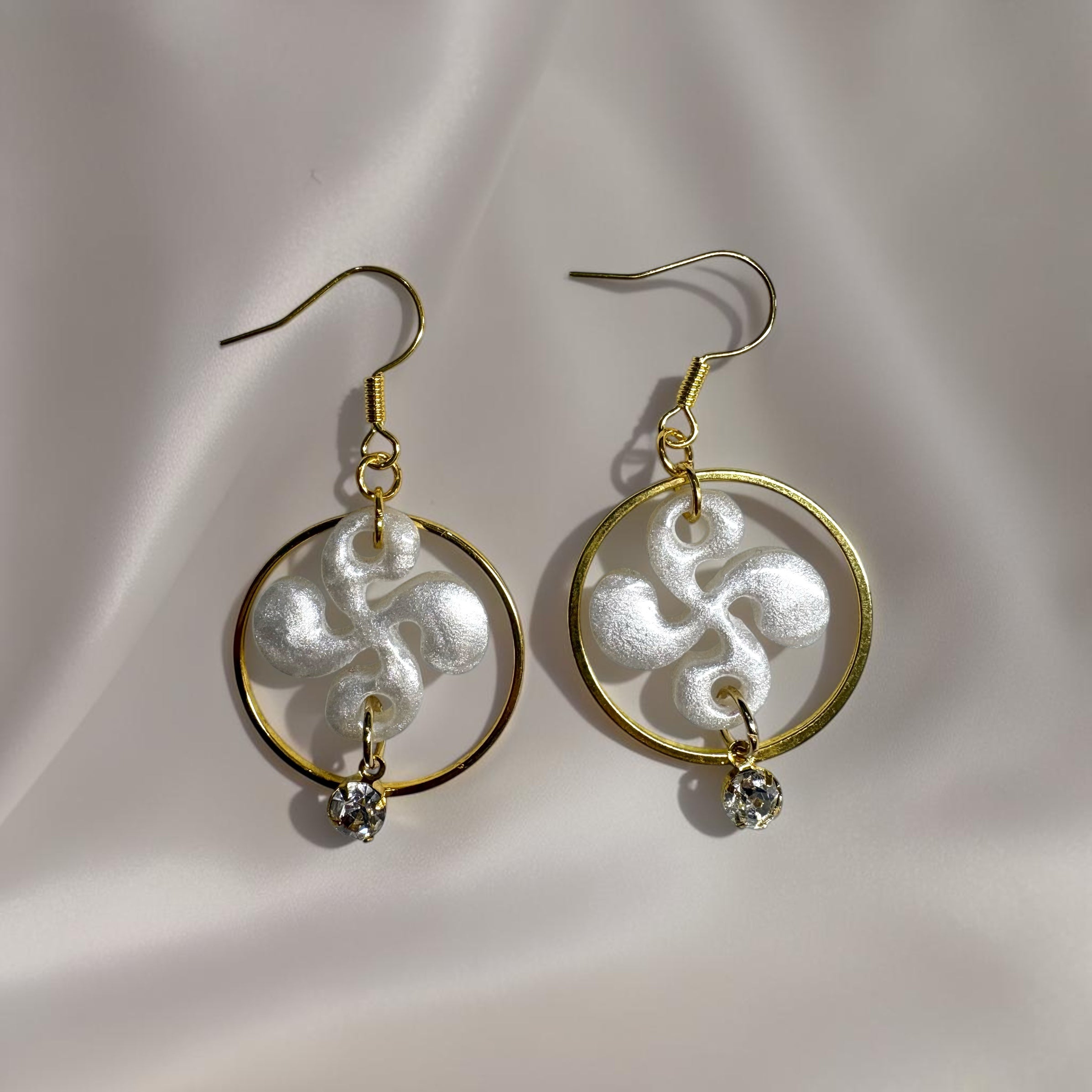 Boucles d'oreilles Croix Basque - Blanc Nacré