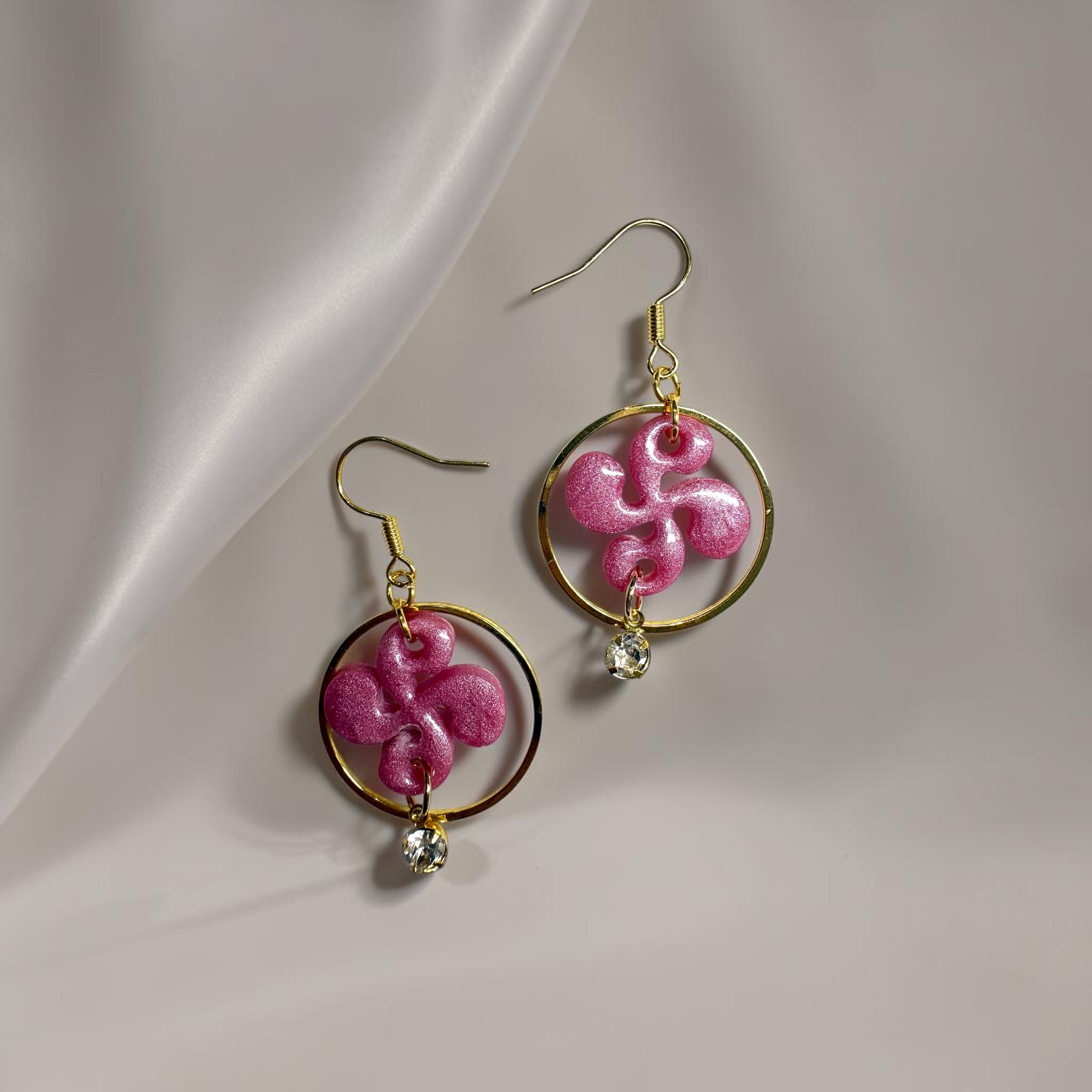 Boucles d'oreilles Croix Basque - rose Nacré