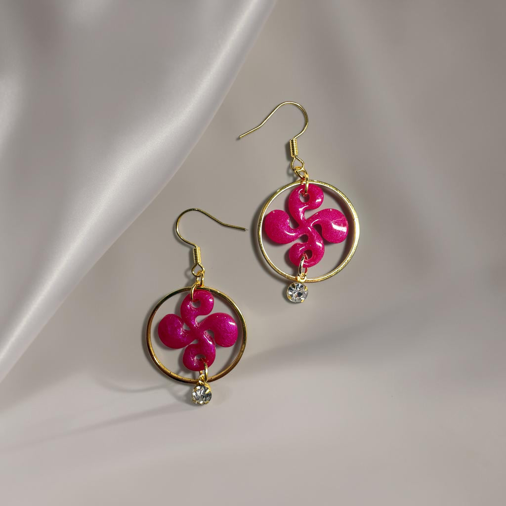 Boucles d'oreilles Croix Basque - Rose Fuchsia Nacré