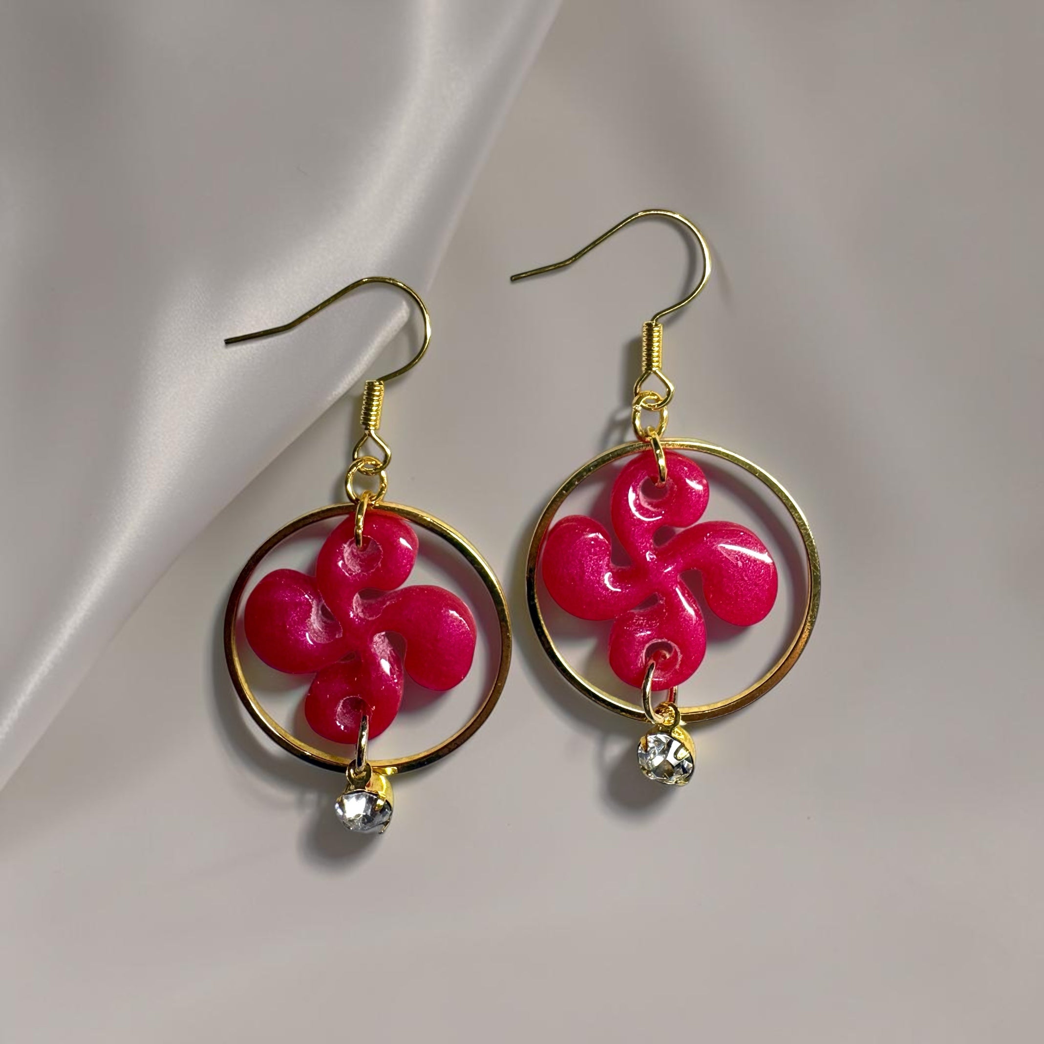 Boucles d'oreilles Croix Basque - Rose Framboise Nacré