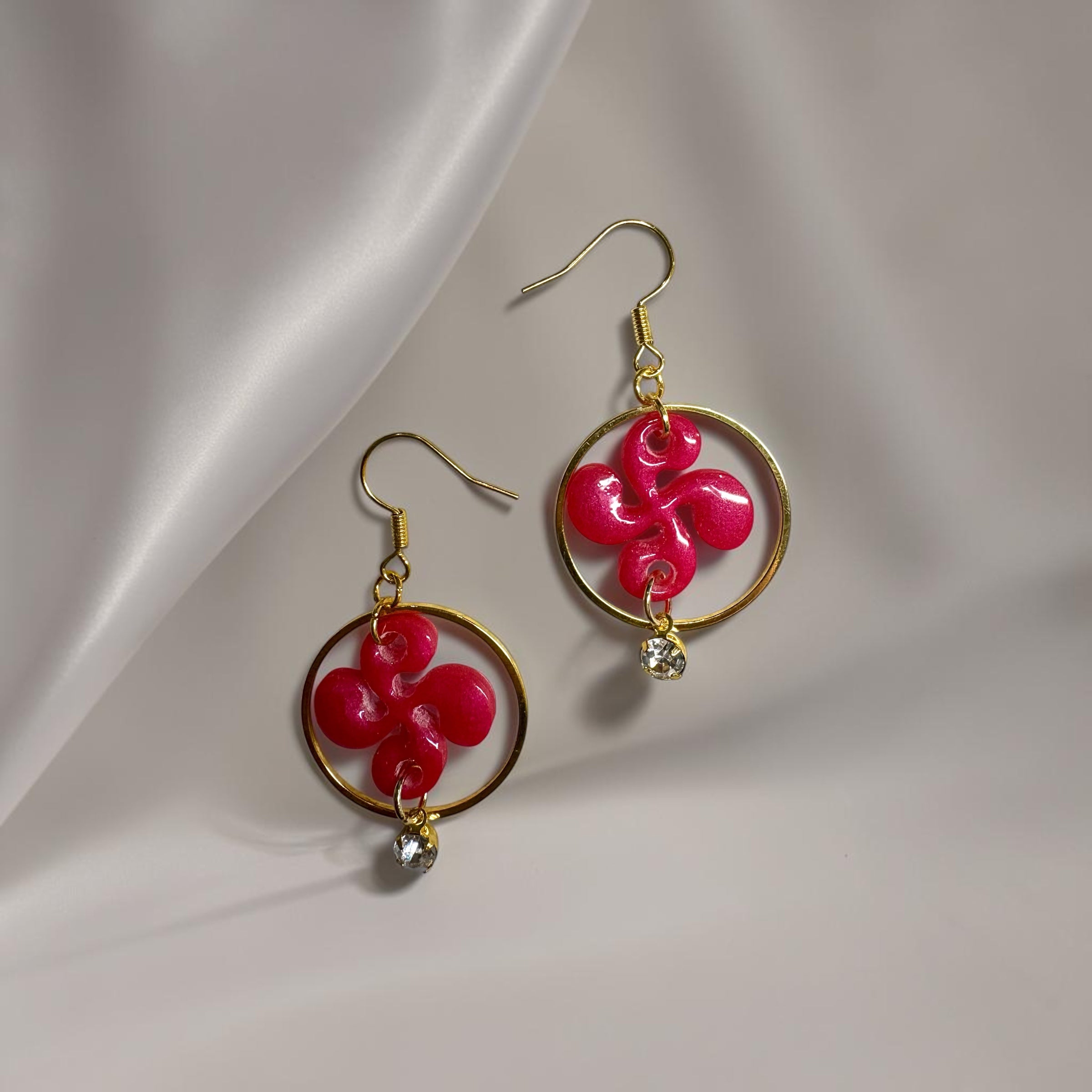 Boucles d'oreilles Croix Basque - Rose Framboise Nacré
